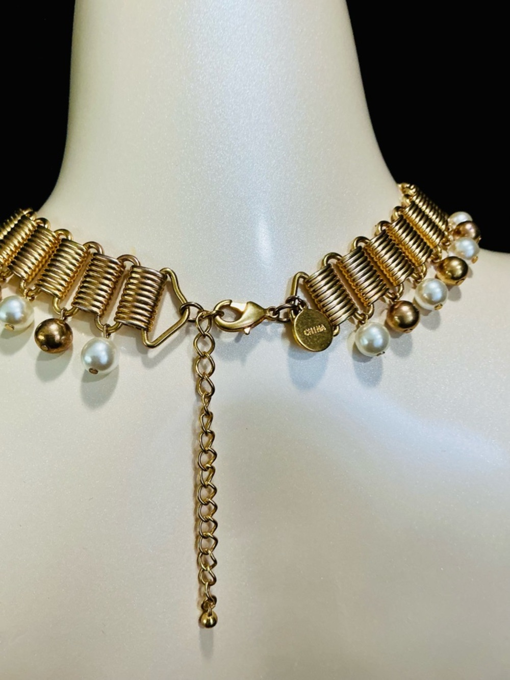 VTG QVC Gold & Pearl Fringe Choker Necklace Casual Cocktail Bib Collar Lightwe - Picture 4 of 14